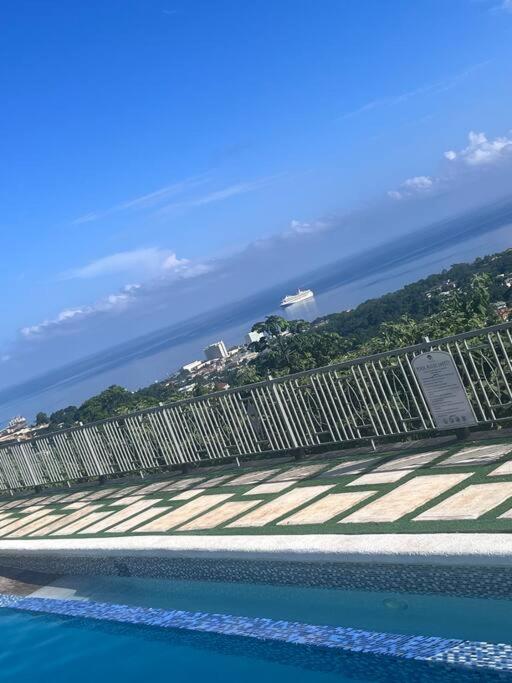 Villa Pyramid Point Manor à Ocho Ríos Extérieur photo